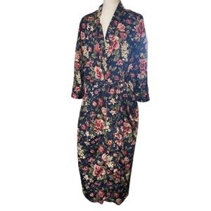 Vintage Floral Print Robe